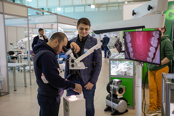 Уралстоматология8.jpg